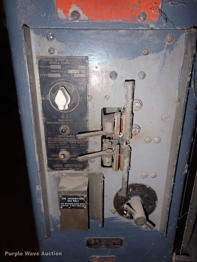 image for item HP9294 Grob  band saw welder