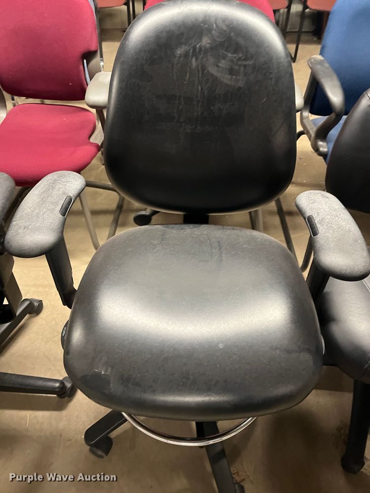 image for item HP9305 (11) chairs