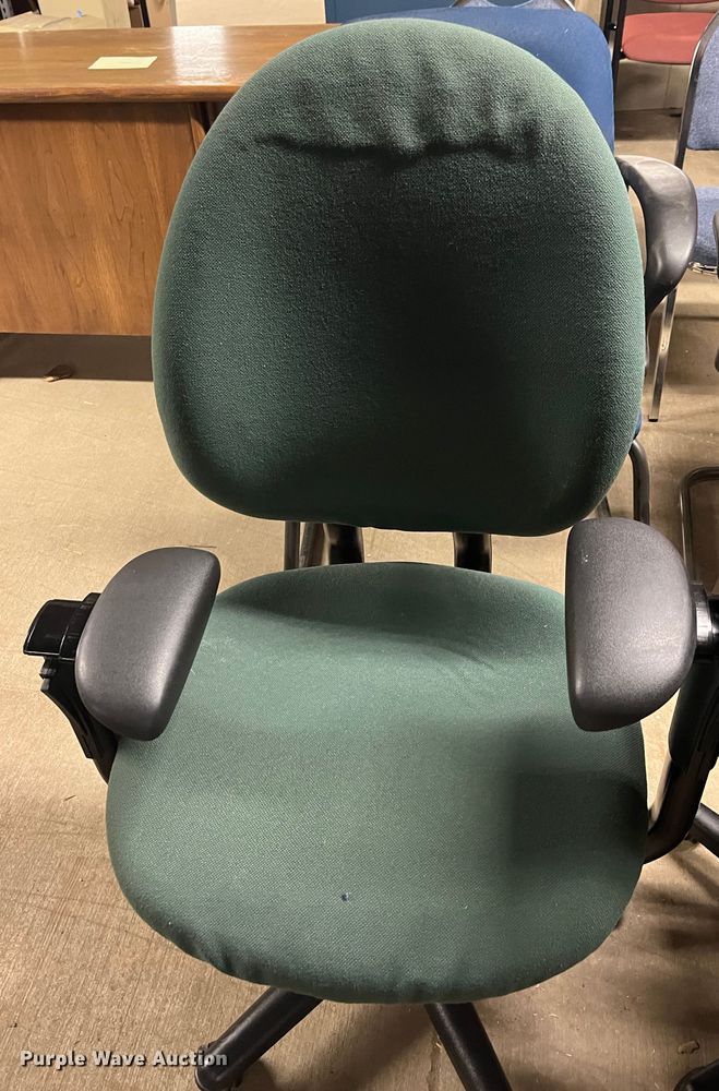 image for item HP9305 (11) chairs
