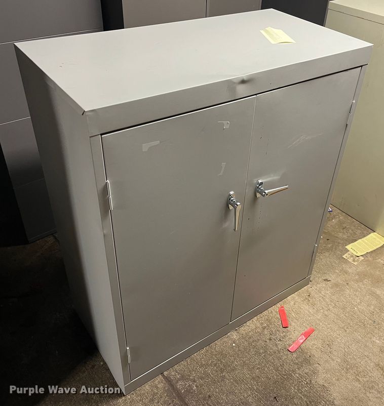 image for item HP9307 (5) cabinets