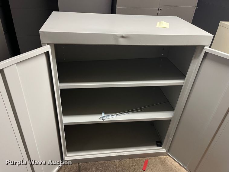 image for item HP9307 (5) cabinets