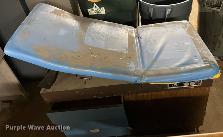 image for item HP9311 (2) exam tables