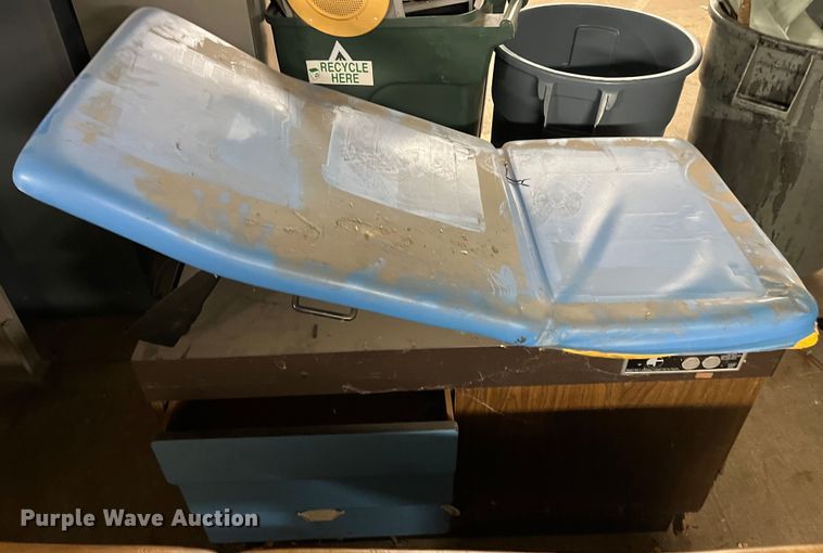 image for item HP9311 (2) exam tables