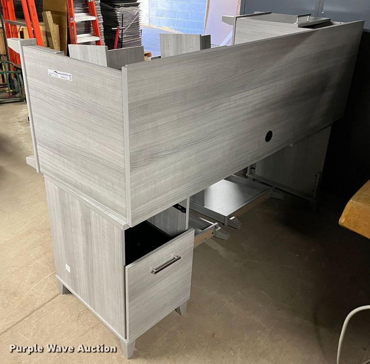 image for item HP9312 Desk