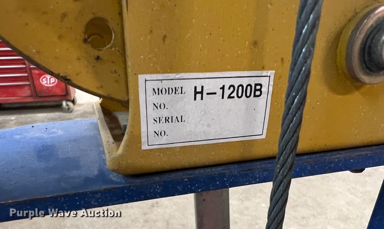 image for item ID9311 Oxygen tank cart