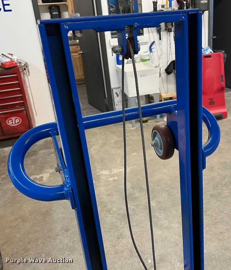 image for item ID9311 Oxygen tank cart