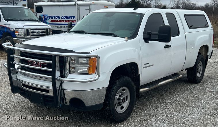 image for item ID9313 2009 GMC Sierra 2500HD  Ext. Cab pickup truck