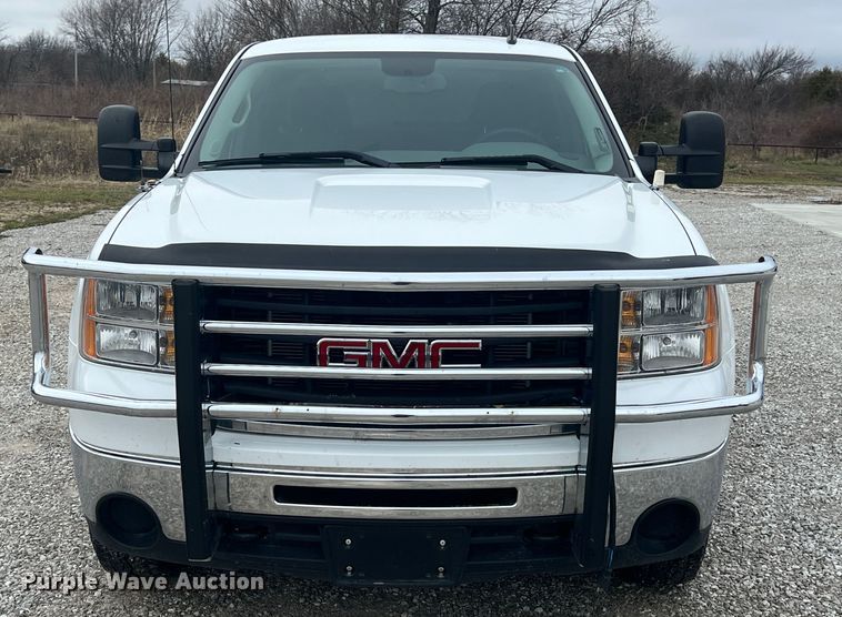 image for item ID9313 2009 GMC Sierra 2500HD  Ext. Cab pickup truck