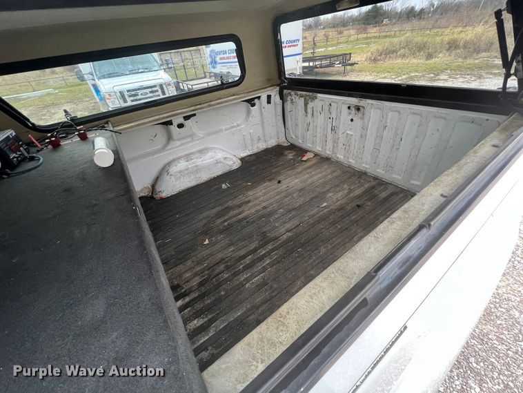 image for item ID9313 2009 GMC Sierra 2500HD  Ext. Cab pickup truck