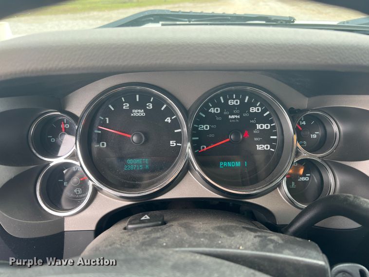 image for item ID9313 2009 GMC Sierra 2500HD  Ext. Cab pickup truck