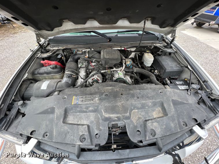 image for item ID9313 2009 GMC Sierra 2500HD  Ext. Cab pickup truck