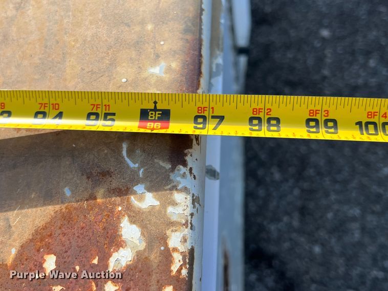 image for item ID9322 2004 Chevrolet Silverado 3500  utility bed pickup truck