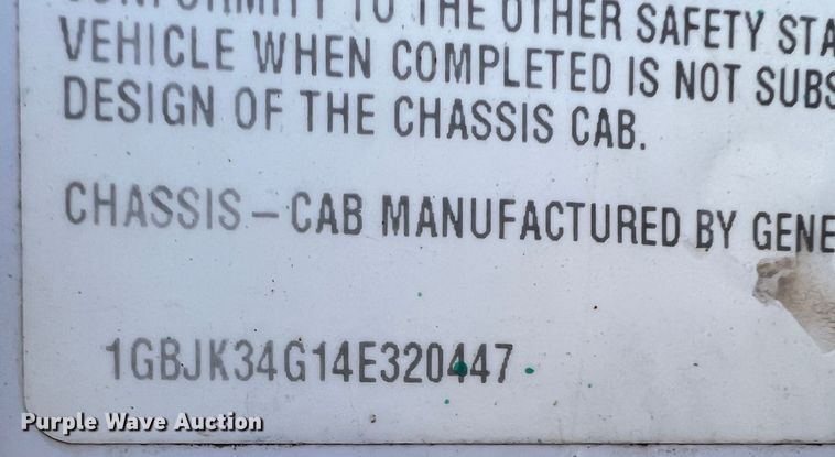 image for item ID9322 2004 Chevrolet Silverado 3500  utility bed pickup truck