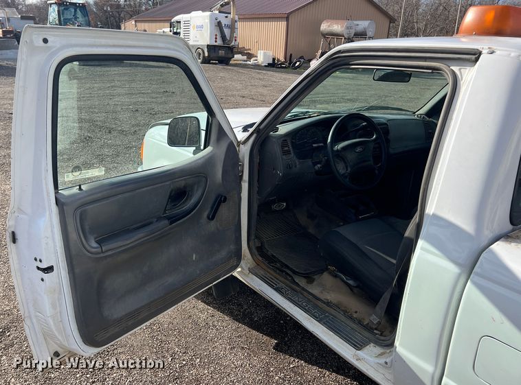 image for item ID9323 2001 Ford Ranger  pickup truck