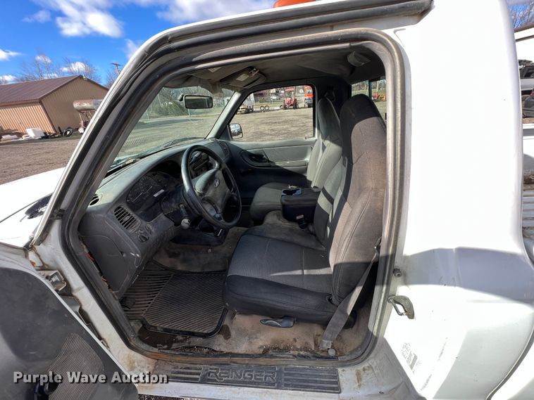 image for item ID9323 2001 Ford Ranger  pickup truck