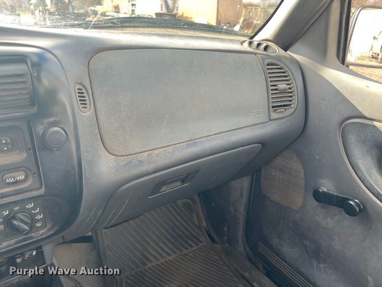 image for item ID9323 2001 Ford Ranger  pickup truck