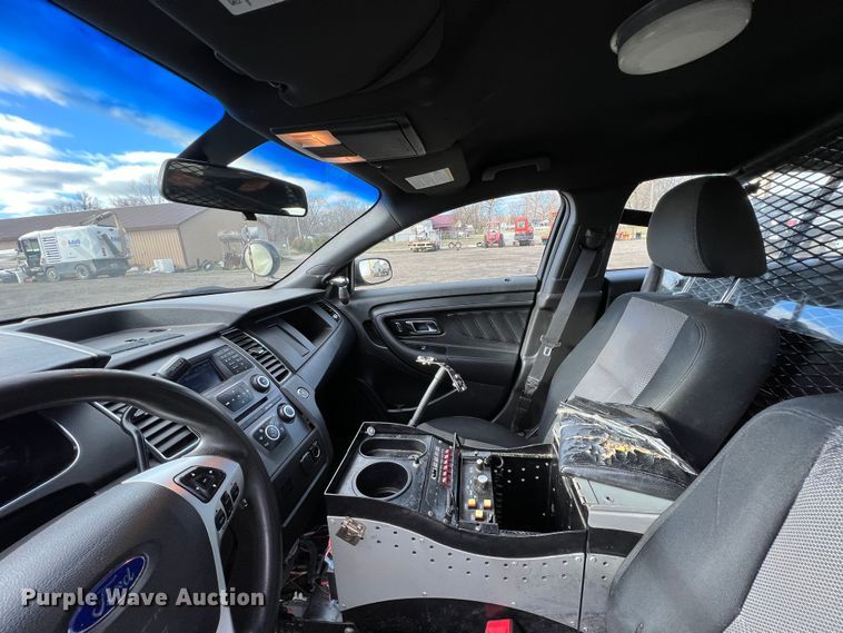 image for item ID9324 2014 Ford Taurus Police Interceptor