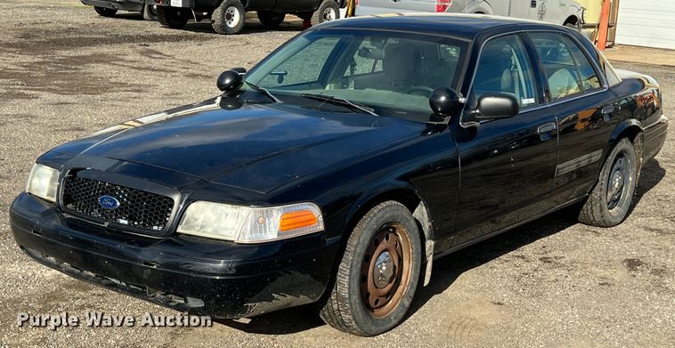 image for item ID9325 2011 Ford Crown Victoria Police Interceptor