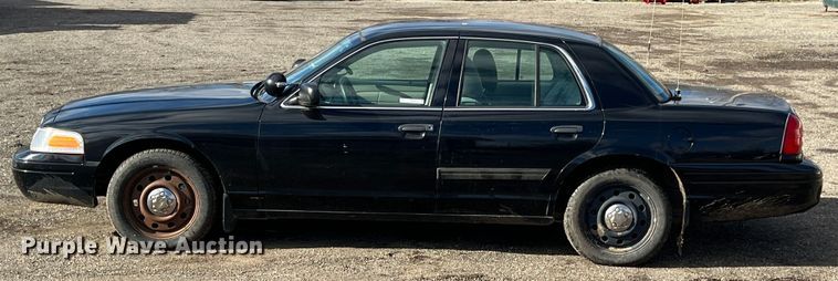 image for item ID9325 2011 Ford Crown Victoria Police Interceptor
