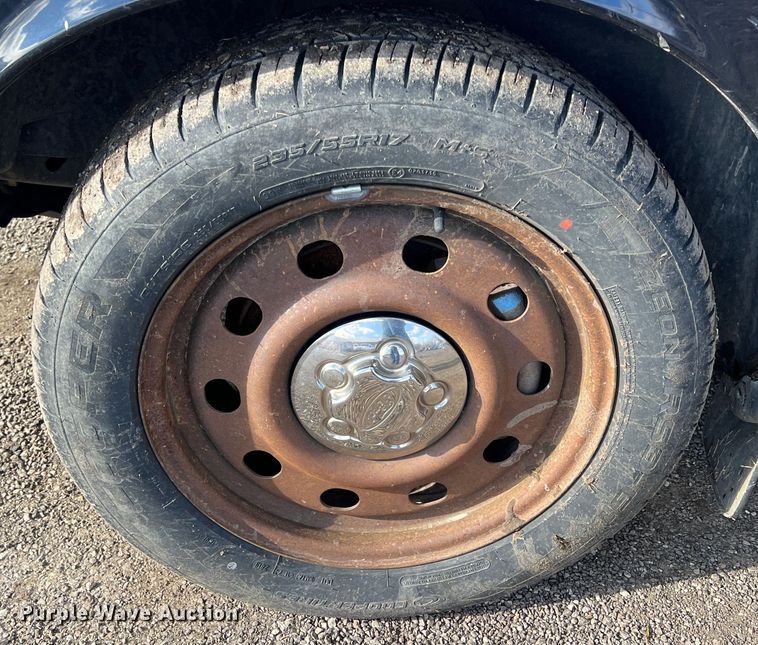 image for item ID9325 2011 Ford Crown Victoria Police Interceptor