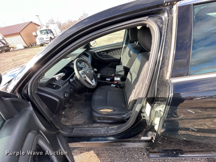 image for item ID9326 2015 Ford Taurus Police Interceptor