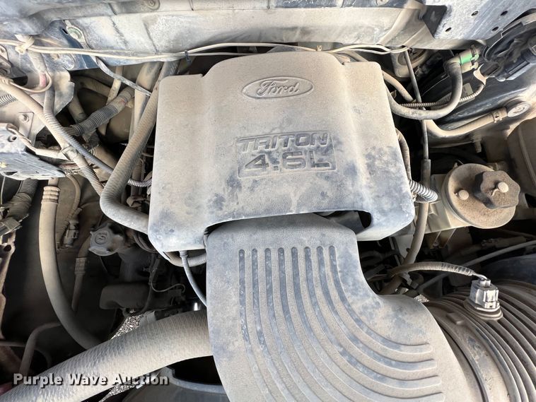 image for item ID9327 2000 Ford F150  SuperCab pickup truck