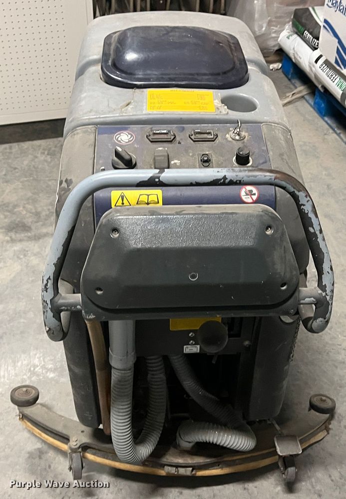 image for item ID9332 Nilfisk ConvertaMax 26  floor scrubber