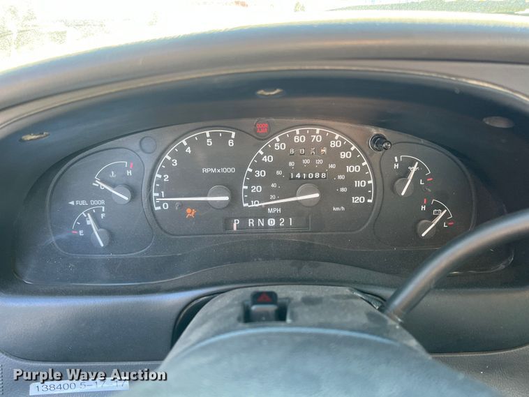 image for item ID9334 2001 Ford Ranger XLT  SuperCab pickup truck