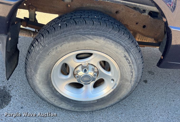 image for item ID9334 2001 Ford Ranger XLT  SuperCab pickup truck