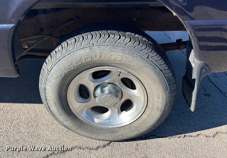 image for item ID9334 2001 Ford Ranger XLT  SuperCab pickup truck