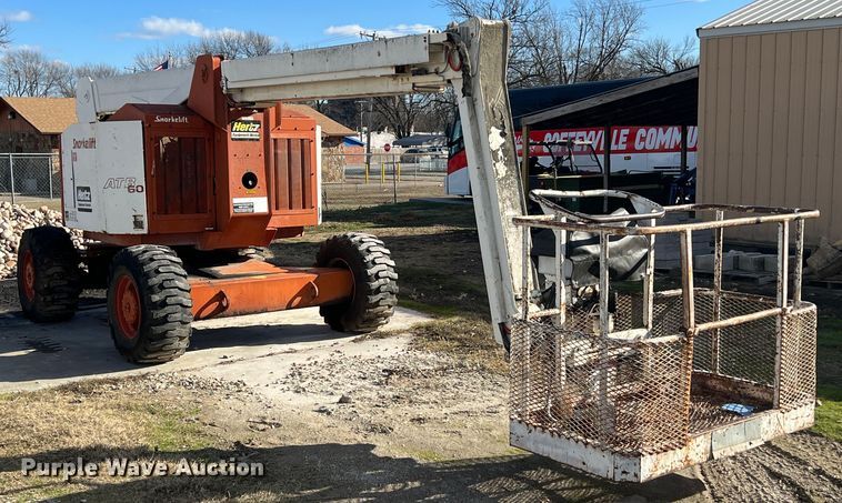 image for item ID9338 1996 Snorkelift ATB-60  boom lift