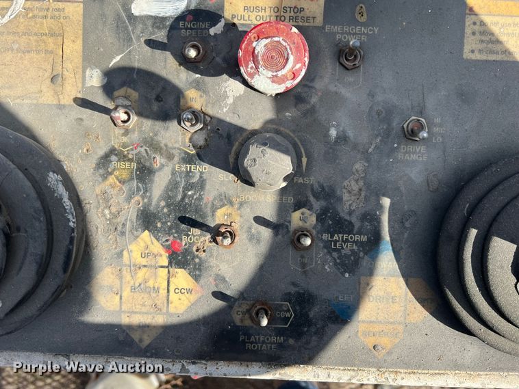 image for item ID9338 1996 Snorkelift ATB-60  boom lift