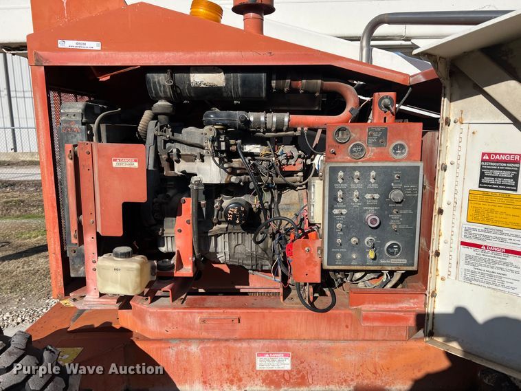 image for item ID9338 1996 Snorkelift ATB-60  boom lift