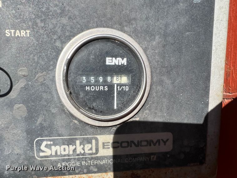 image for item ID9338 1996 Snorkelift ATB-60  boom lift