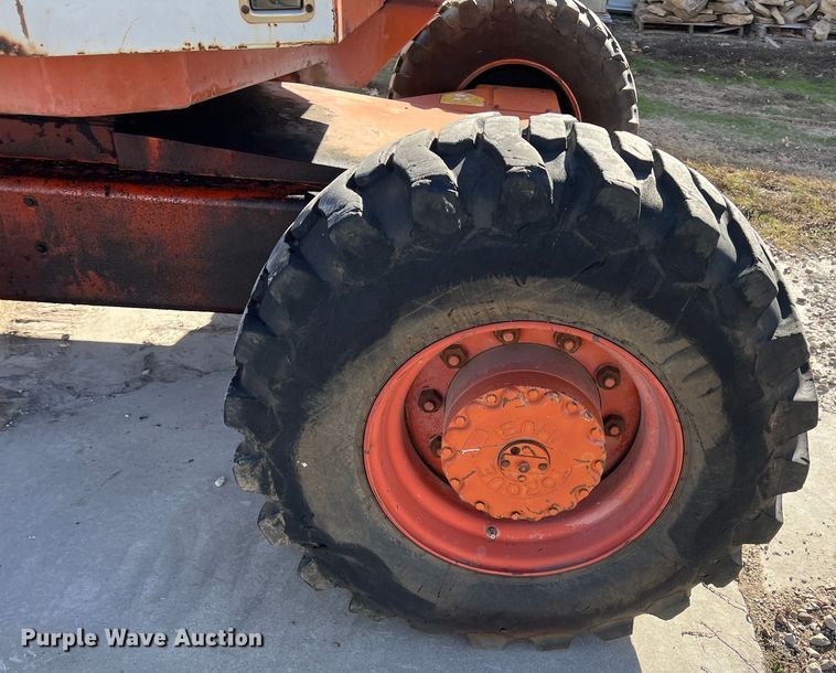 image for item ID9338 1996 Snorkelift ATB-60  boom lift