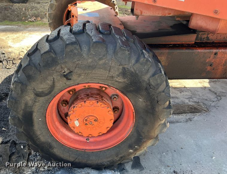 image for item ID9338 1996 Snorkelift ATB-60  boom lift