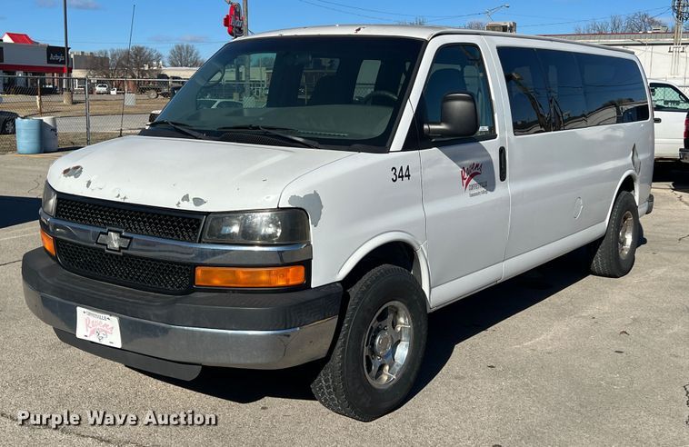 image for item ID9339 2008 Chevrolet Express 3500 LS  van