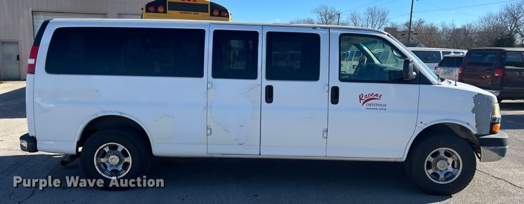 image for item ID9339 2008 Chevrolet Express 3500 LS  van