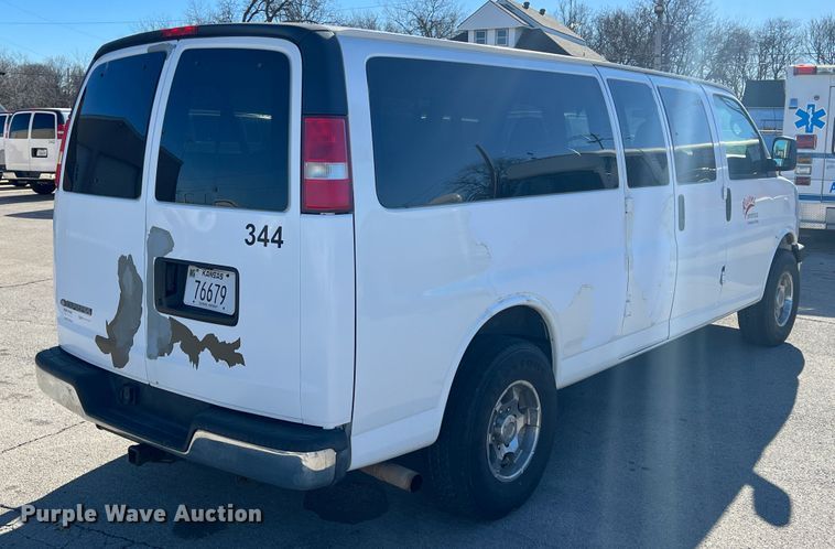 image for item ID9339 2008 Chevrolet Express 3500 LS  van