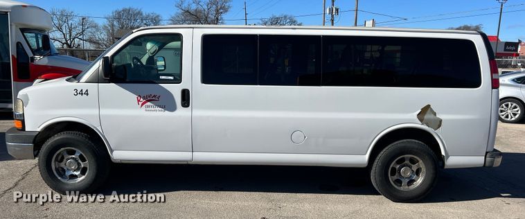 image for item ID9339 2008 Chevrolet Express 3500 LS  van