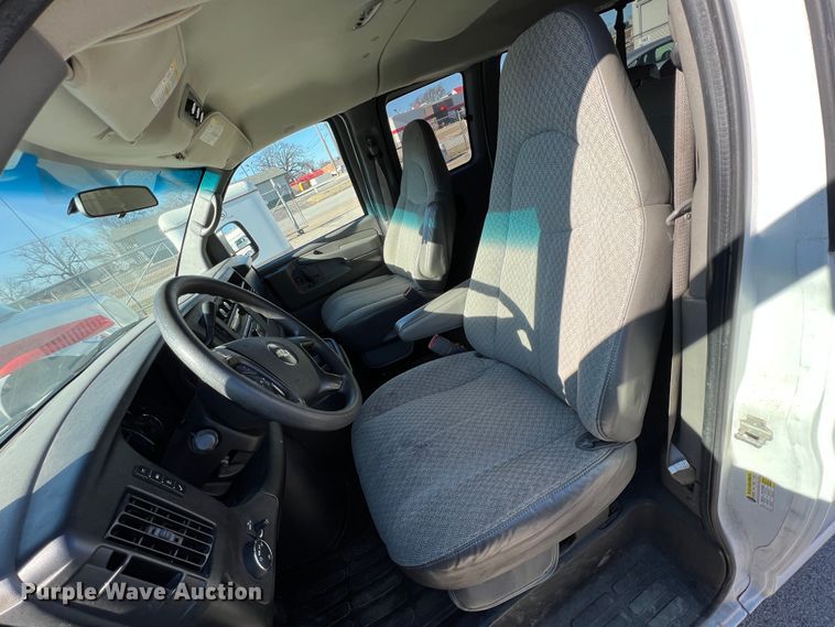 image for item ID9339 2008 Chevrolet Express 3500 LS  van