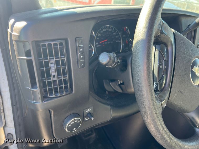 image for item ID9339 2008 Chevrolet Express 3500 LS  van