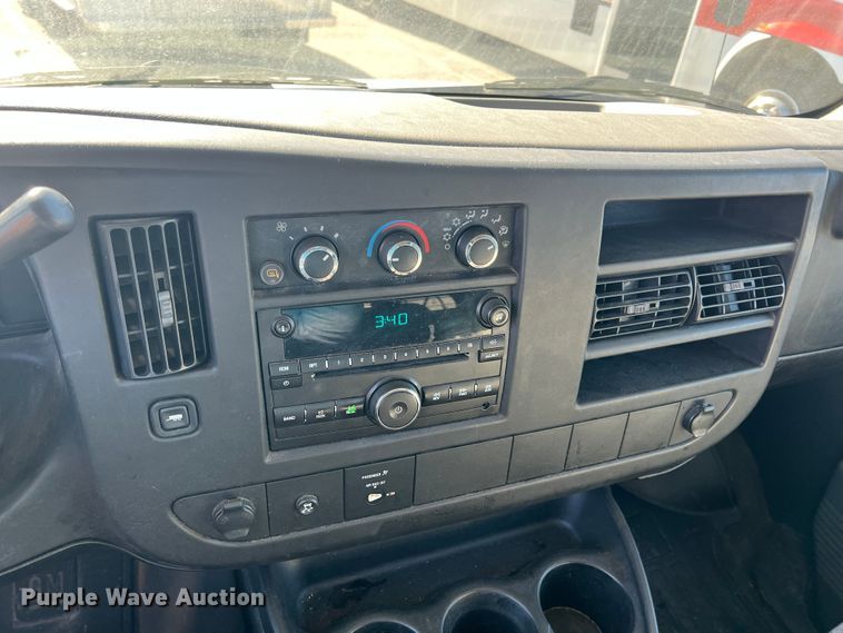 image for item ID9339 2008 Chevrolet Express 3500 LS  van