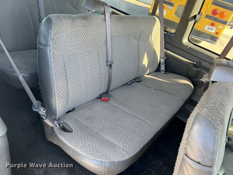 image for item ID9339 2008 Chevrolet Express 3500 LS  van