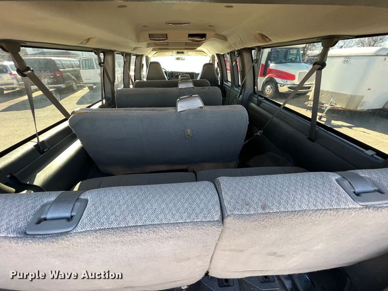 image for item ID9339 2008 Chevrolet Express 3500 LS  van