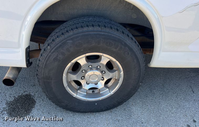 image for item ID9339 2008 Chevrolet Express 3500 LS  van