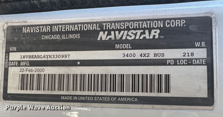 image for item ID9340 2000 International 3400  shuttle bus
