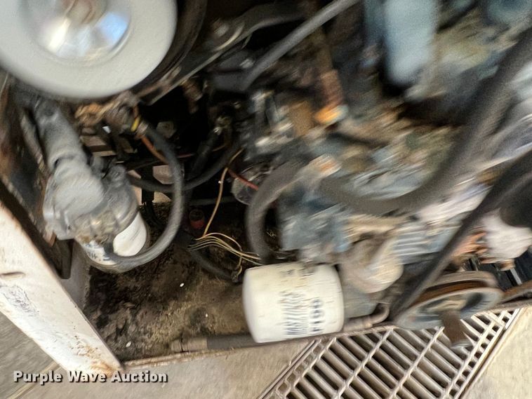 image for item ID9343 Bobcat 743  skid steer loader