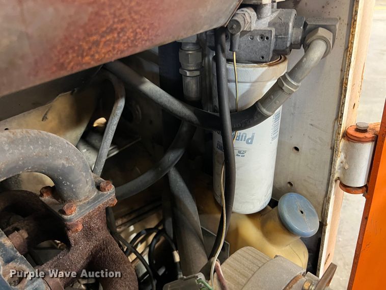 image for item ID9343 Bobcat 743  skid steer loader