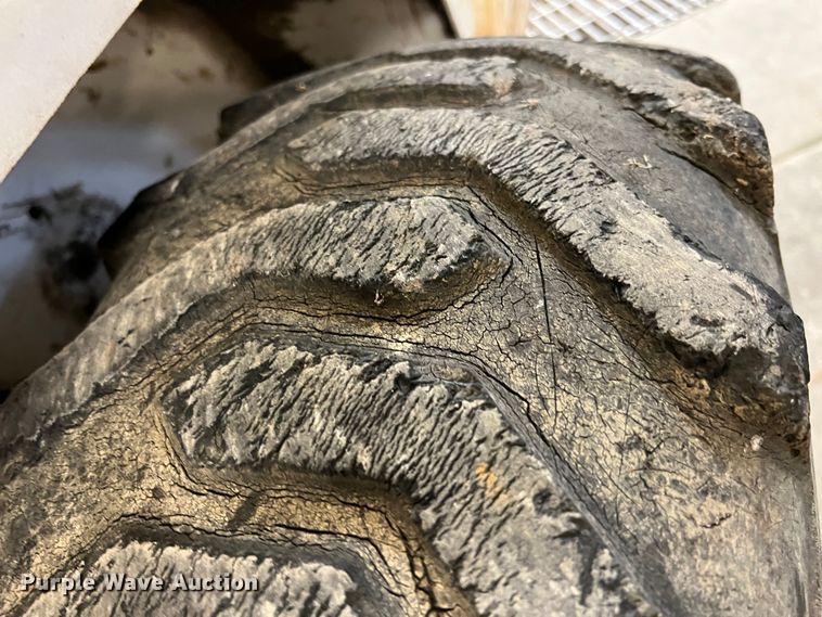 image for item ID9343 Bobcat 743  skid steer loader